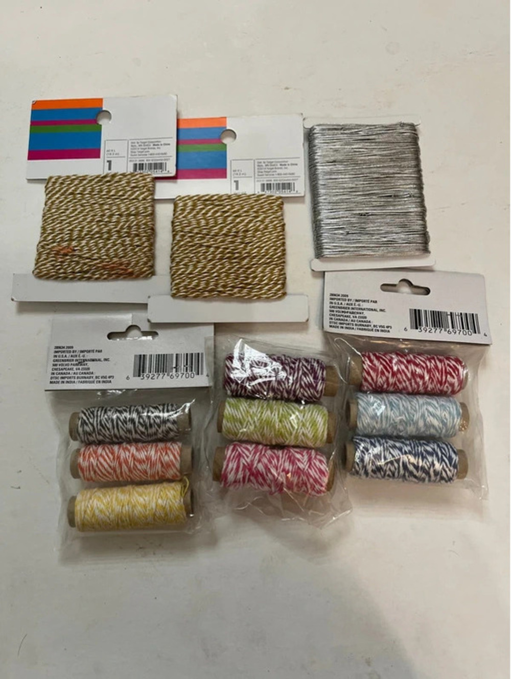 Different colored threads - Picture 4 of 5